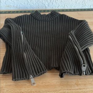 Ribbed Black Sweater with Zipper Details